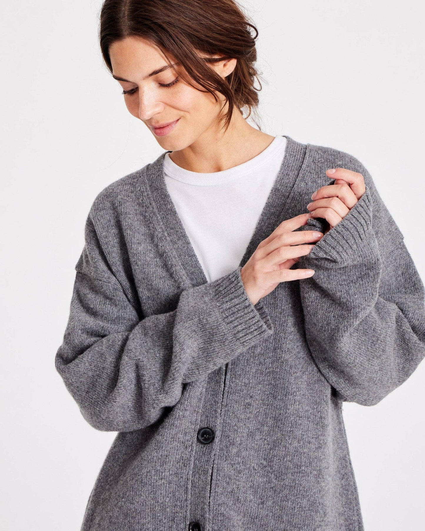 gai-lisva - Edith Lambswool Cardigan GOTS 243975 - Grafitti Grey Melangé: M