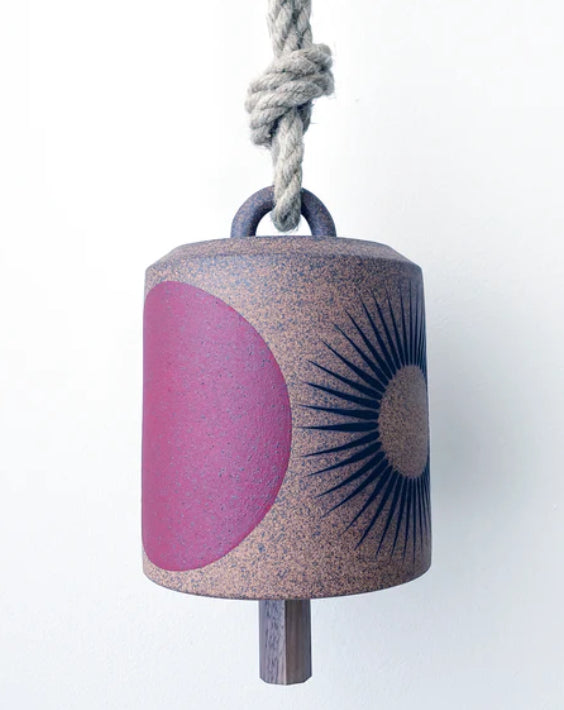 Tucker sun and red circle bell 7” by Mquan