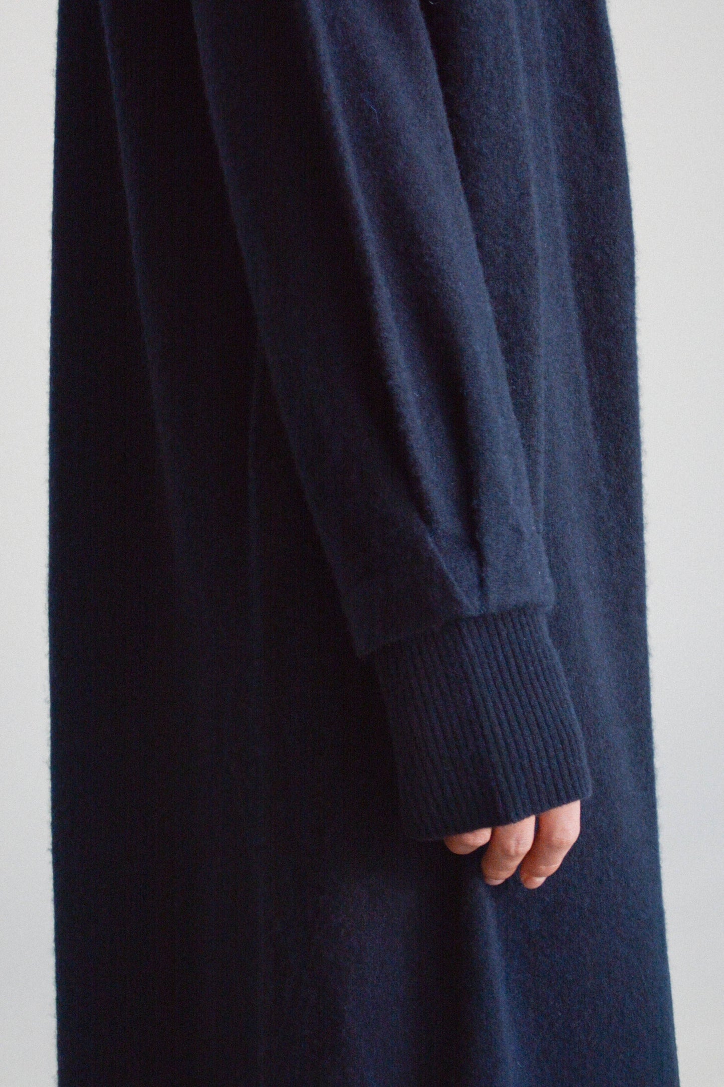 Understate. - Essential Long Cardigan in Navy: OS Petite