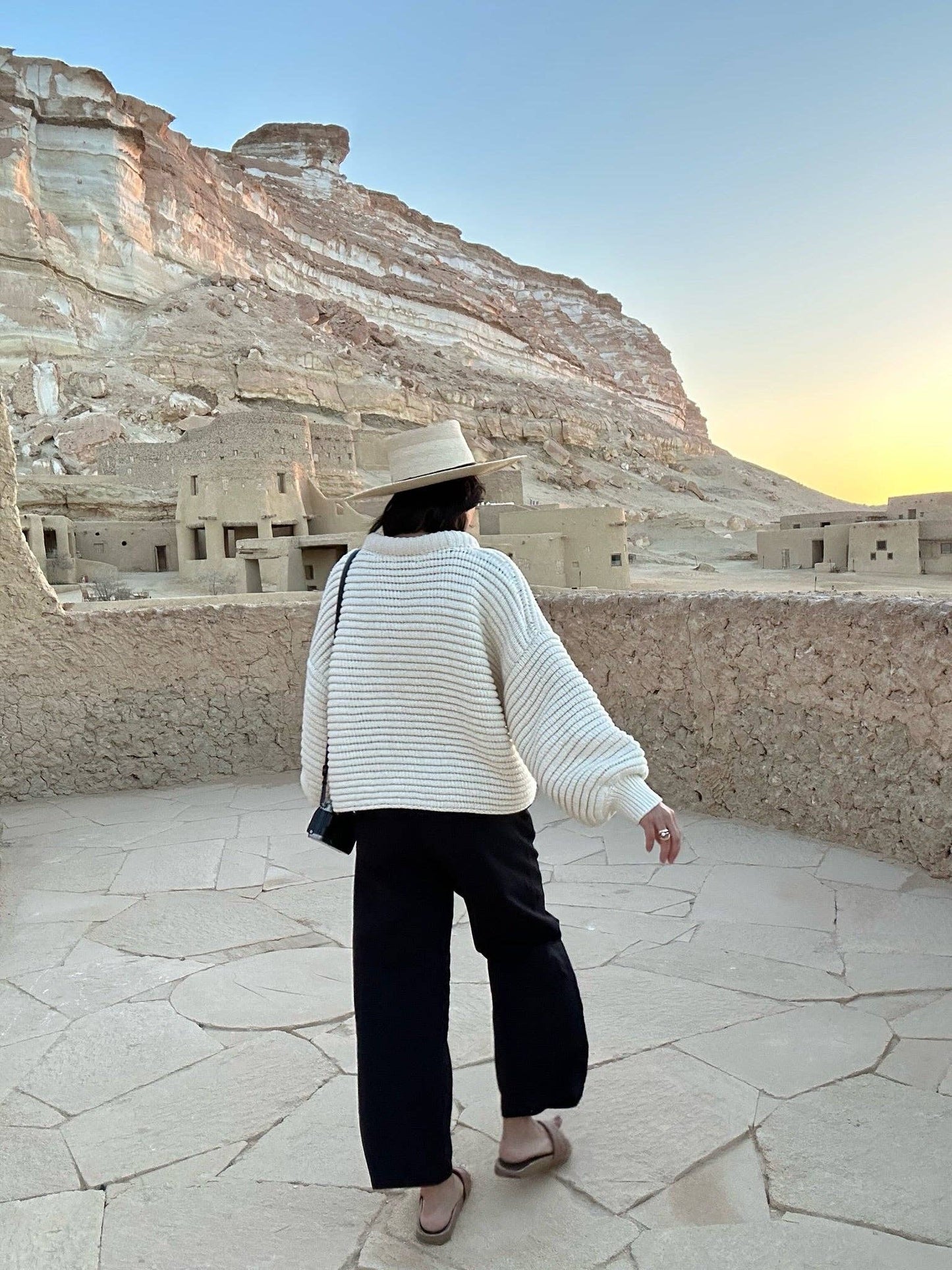 Na Nin - Romy Cotton Balloon Sleeve Sweater: Ivory / O/S