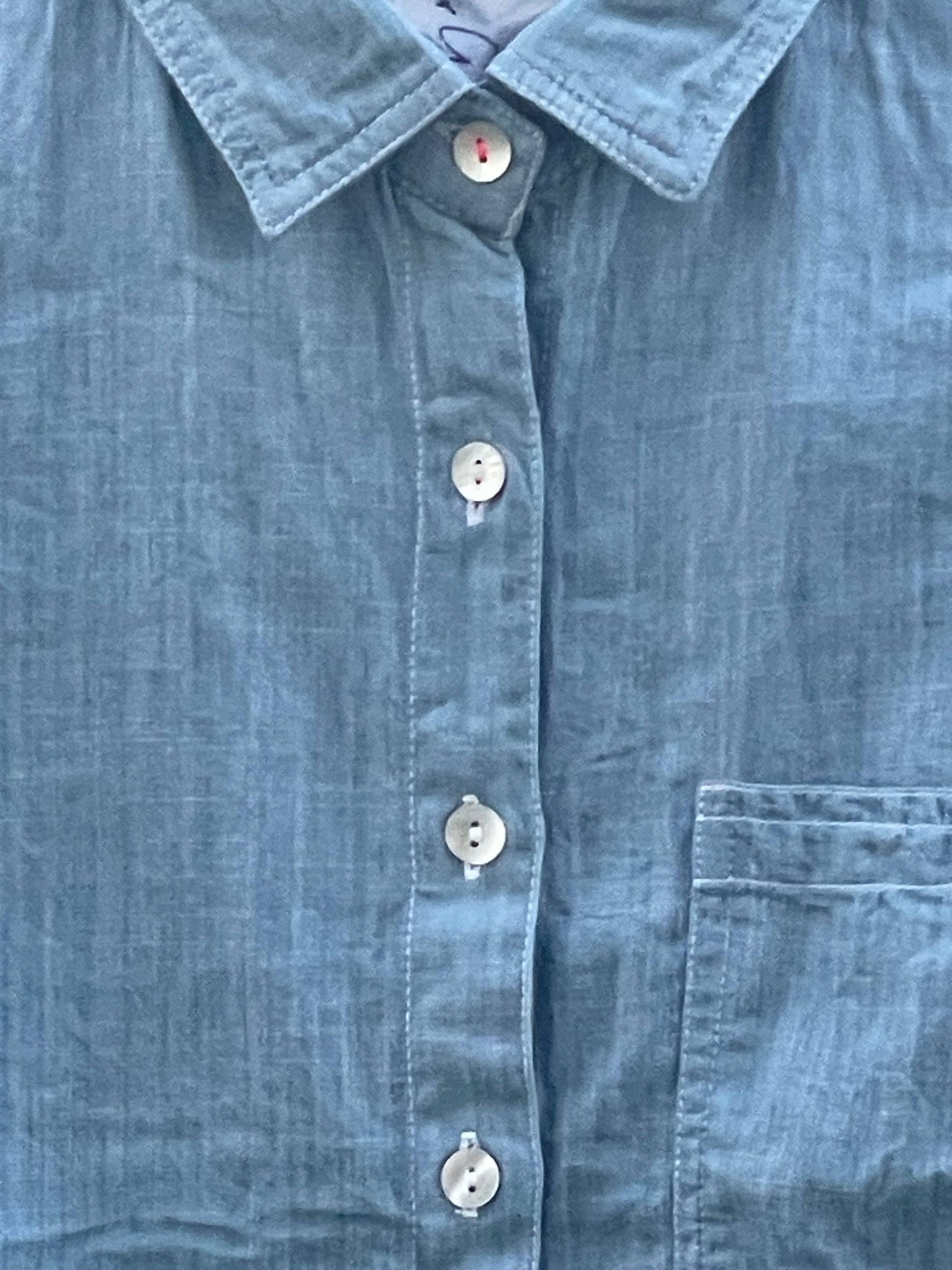 and for Good - Good Boyfriend Shirt - Chambray Light Wash: Chambray Light Wash / XS