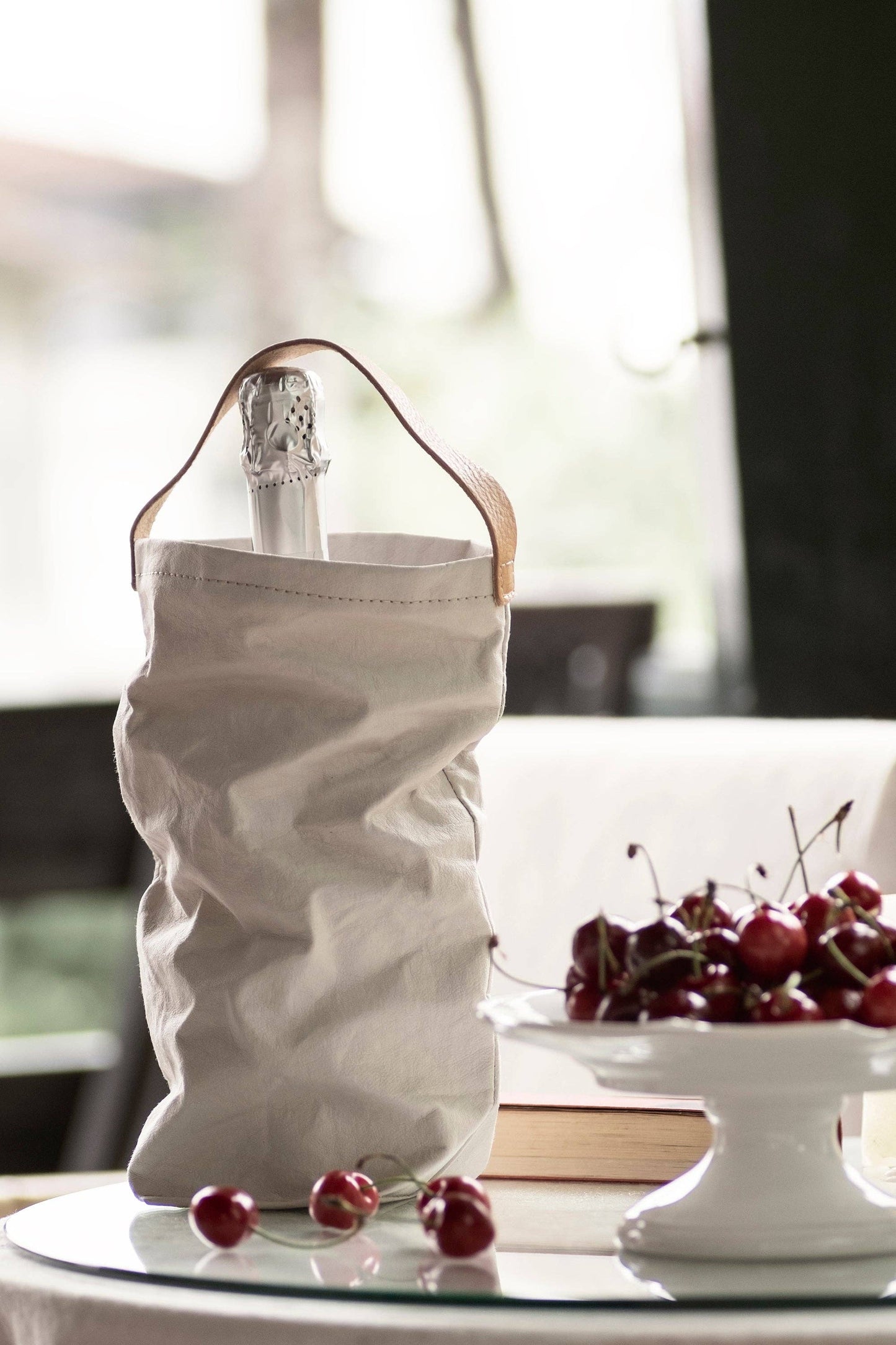 Uashmama - WINE BAG CARRYING TOTE: White
