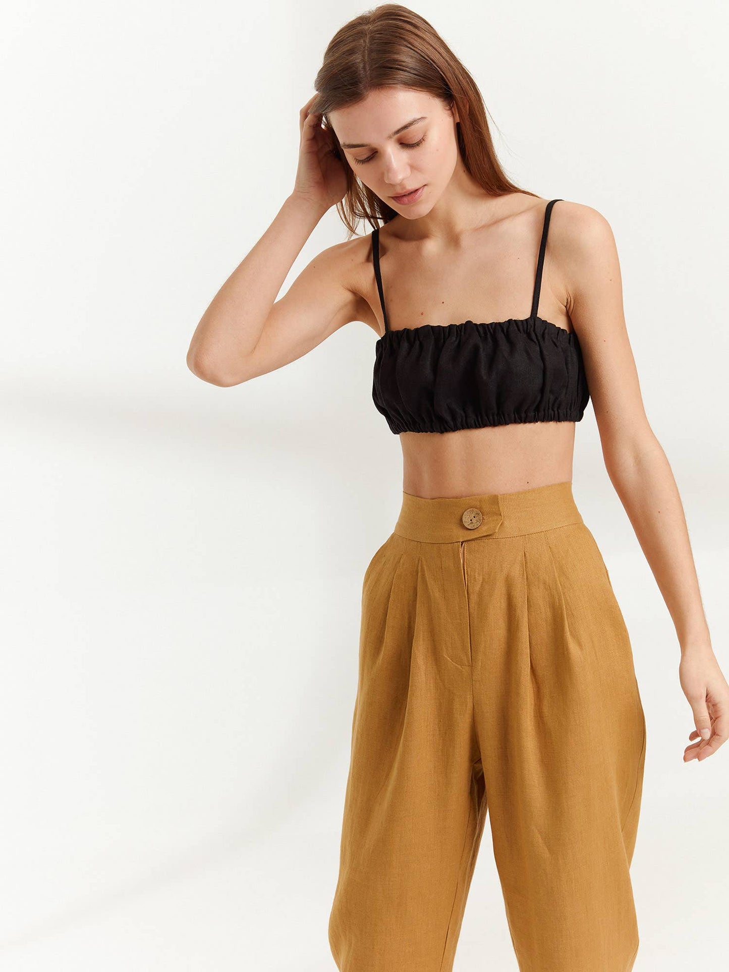 Love and Confuse - Cleo Linen Bralette: White / S