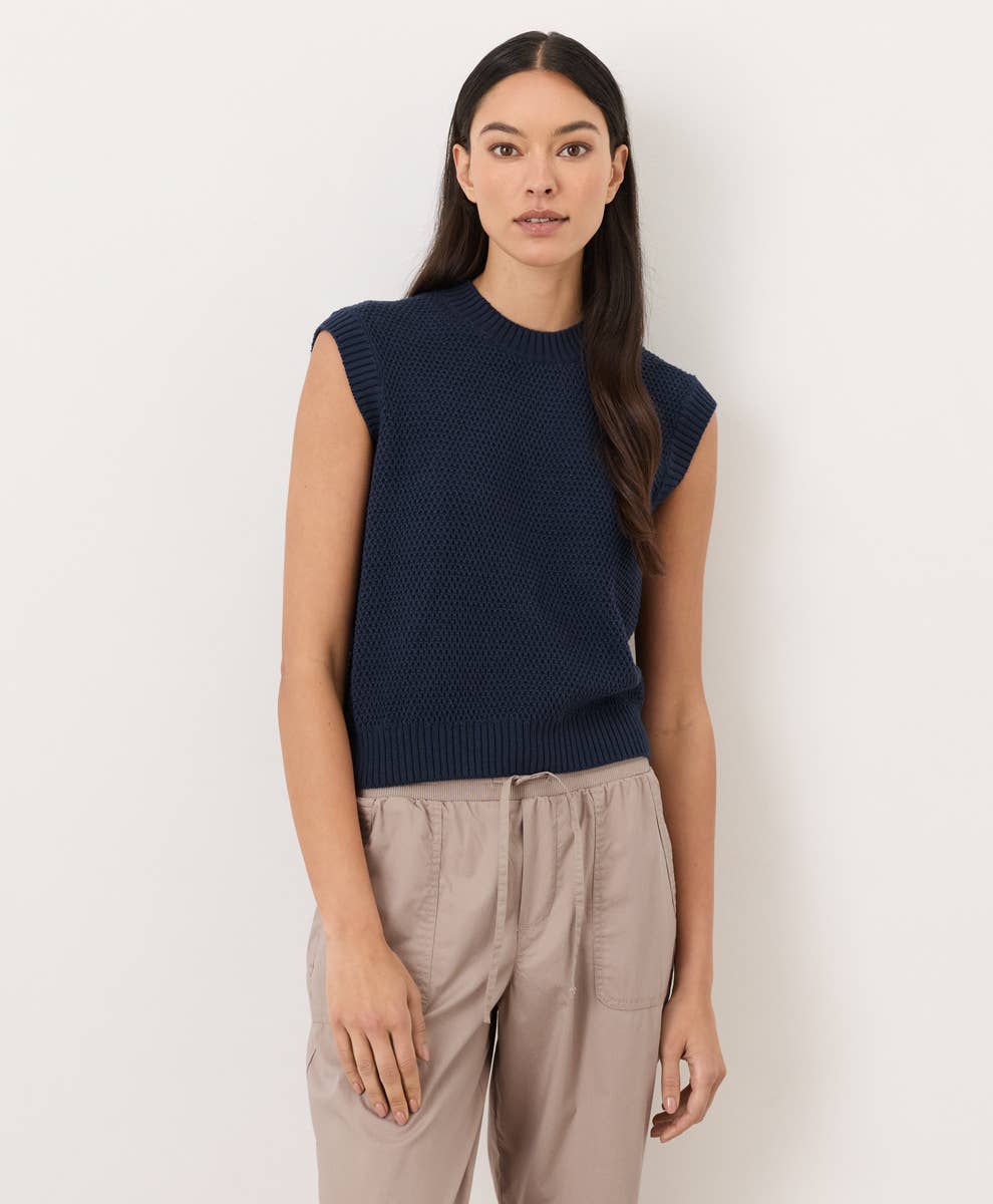 Pact - Women's Shoreline Relaxed Shell: Navy / Small