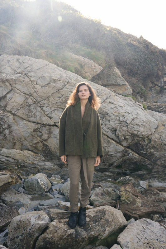 Amaranth Jacket – Pure Wool: Green or Oatmeal