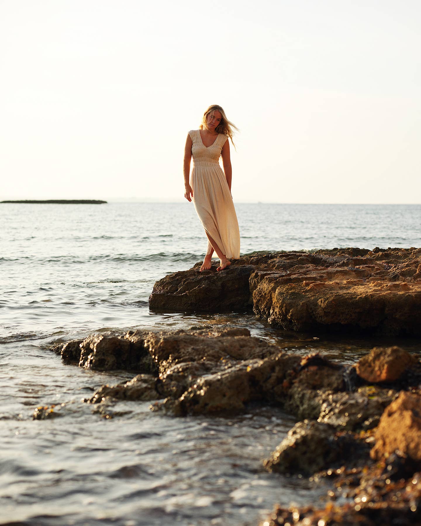 CECILIA SÖRENSEN - 736 ALBAZER Gathered V-neck dress in beige organic cotton : Navy blue