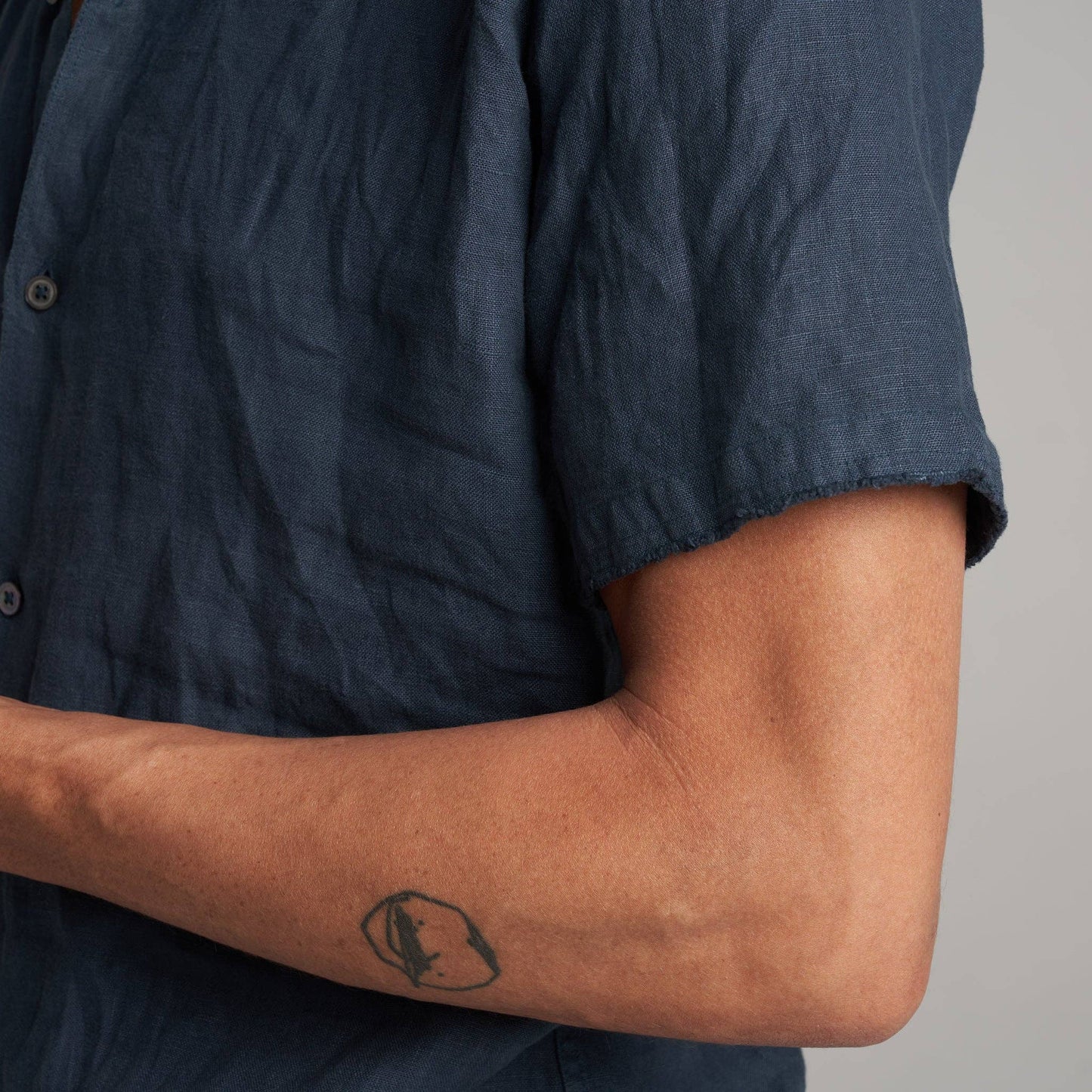 Rowan - Lyons Short Sleeve Linen Shirt: Seaport / M / MWTP0014
