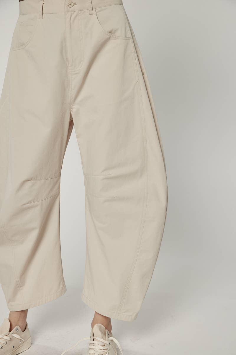 amente - Seemed barrel pants: Beige / Solid / S