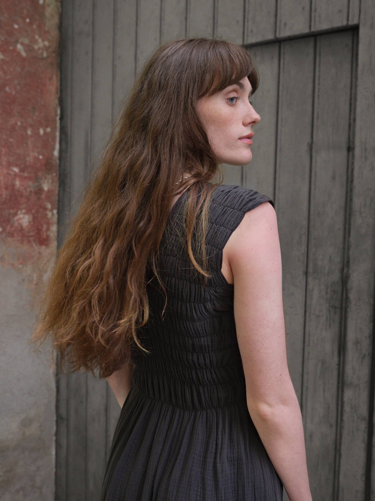 CECILIA SÖRENSEN - 736 ALBAZER V-neck dress in organic cotton muslin: Khaki