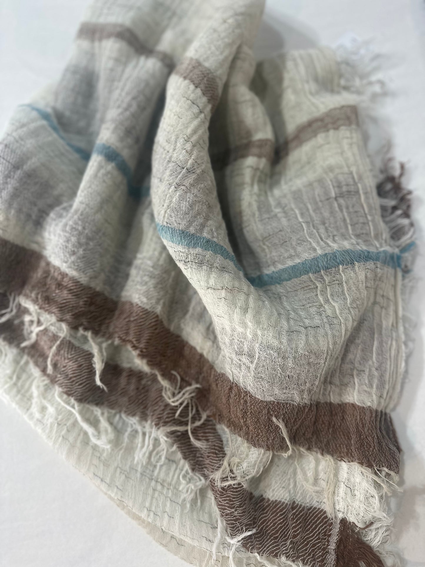 Roots cotton large shawl by Tamaki Niime