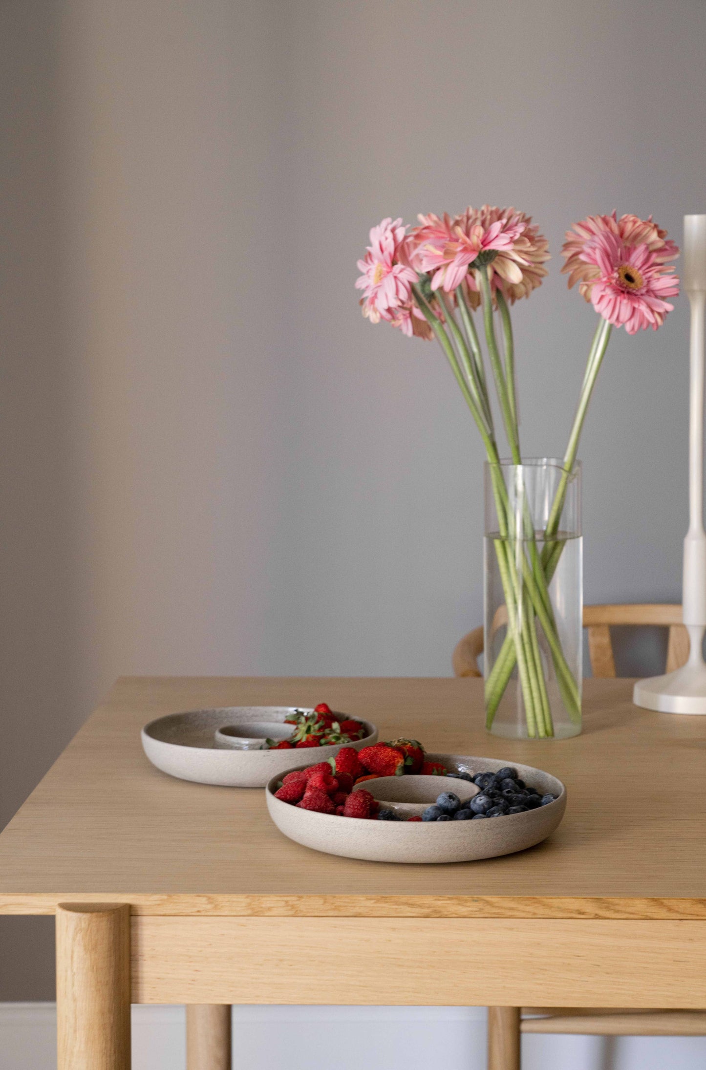 Creating Comfort Lab - Stoneware Serving Dish "CONCRETE": Large