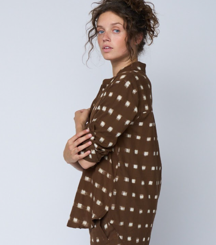 and for Good - Good Boyfriend Shirt with Mandarin Collar - Ikat Squares Mocha: Mocha / L/XL