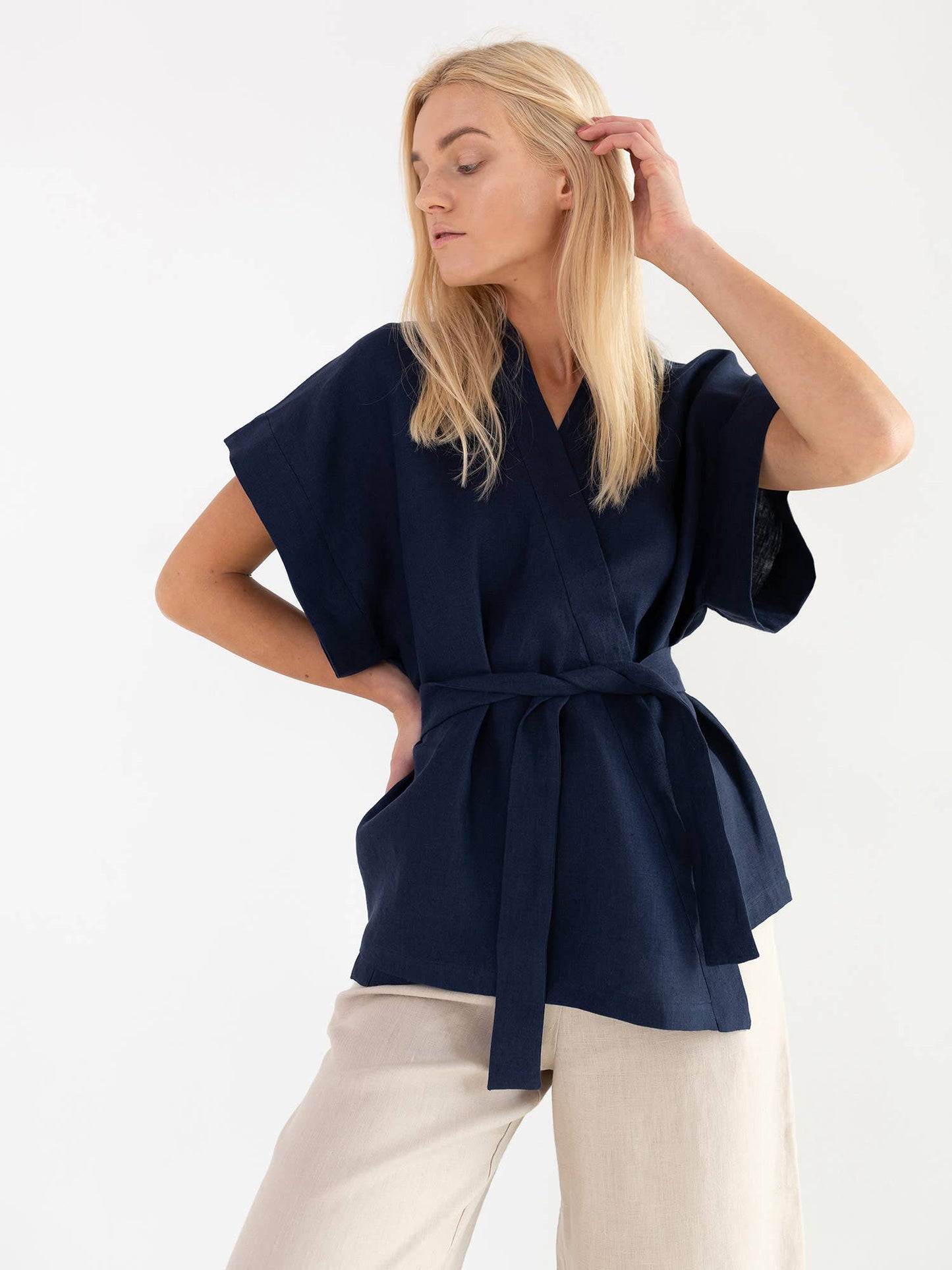 Love and Confuse - Eli Linen Kimono Top: Navy Blue / XS
