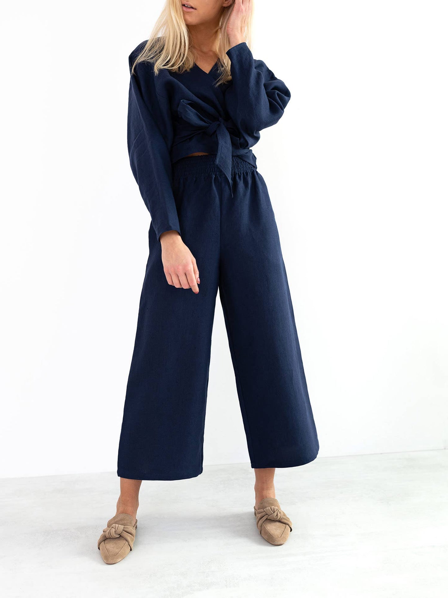 Love and Confuse - Riley Wide Leg Linen Pants: Navy Blue / XS