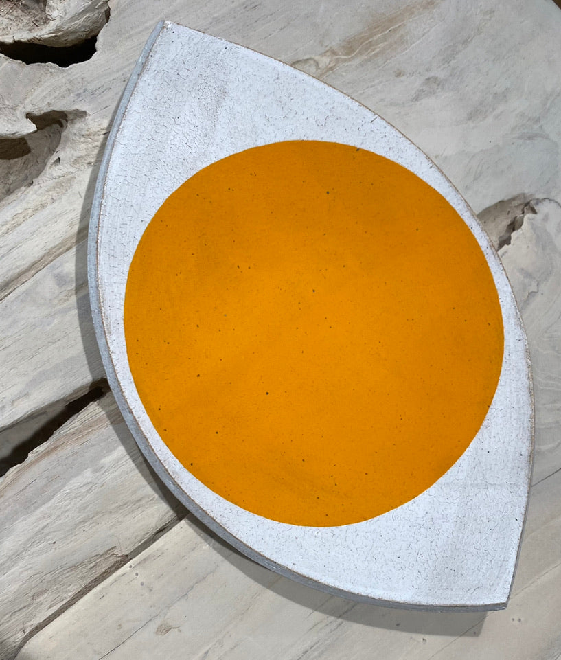 Mquan Large Eye Dish: Full Moon Marigold