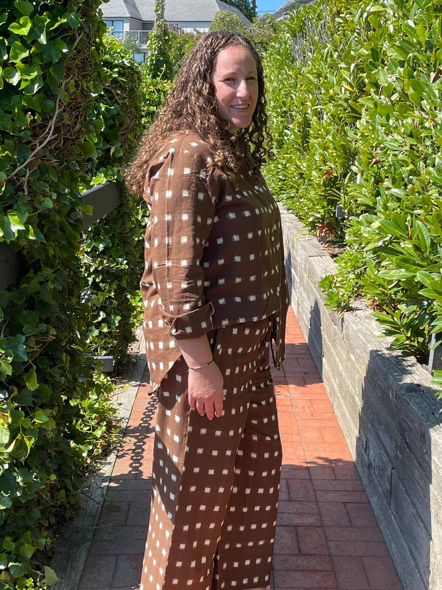 and for Good - Good Boyfriend Shirt with Mandarin Collar - Ikat Squares Mocha: Mocha / L/XL