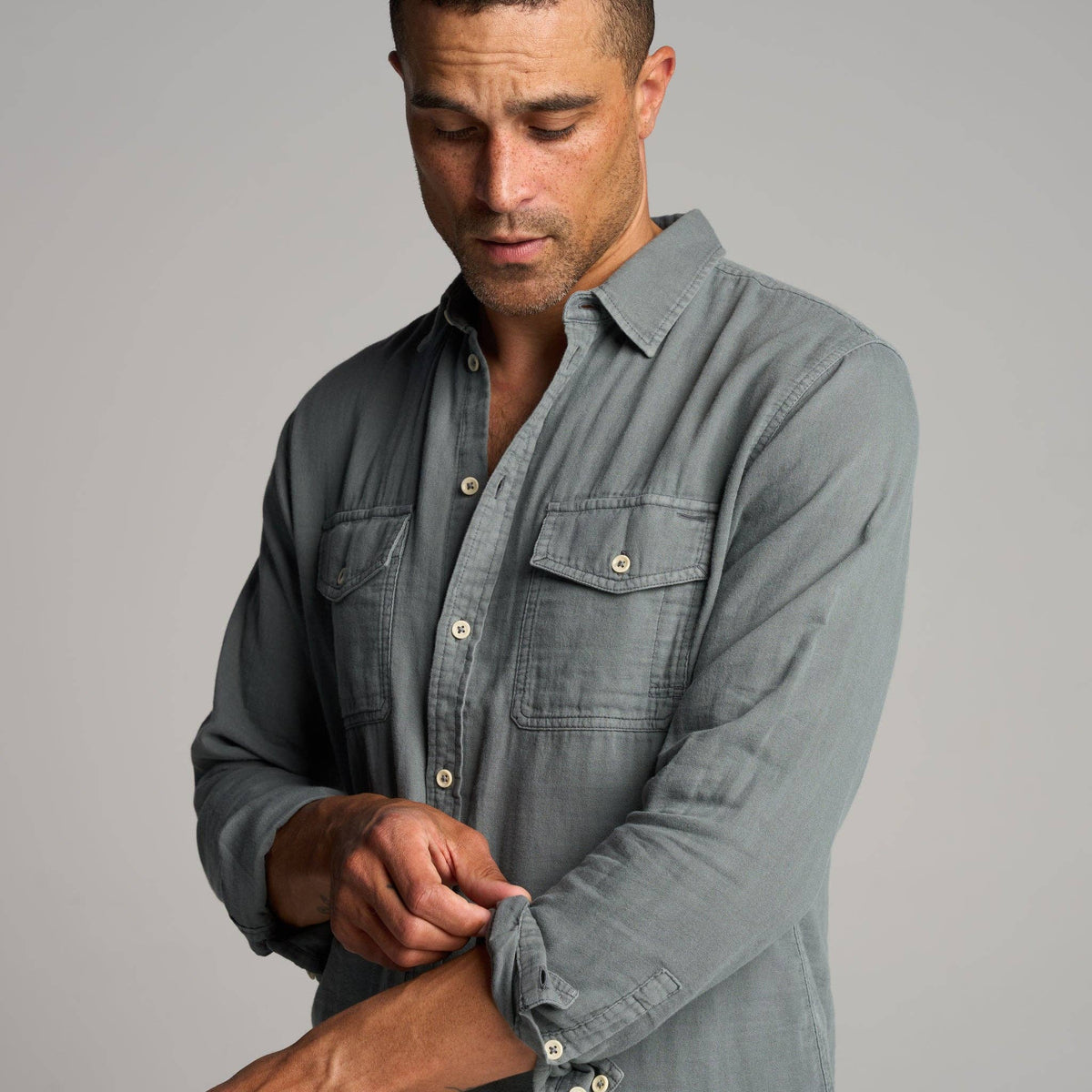 Rowan - Leeds Double Layer Cotton Gauze Shirt: Stone / M / MWTP0010