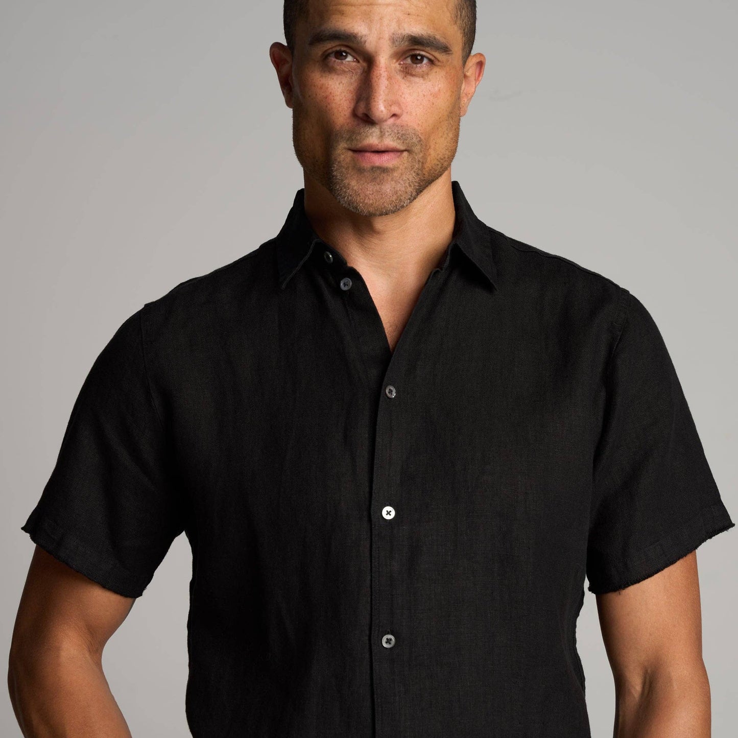 Rowan - Lyons Short Sleeve Linen Shirt: Seaport / M / MWTP0014