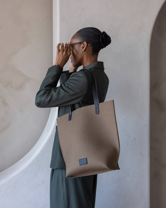 Hana Merino Wool Tote - Cumin Black by Graf Lantz