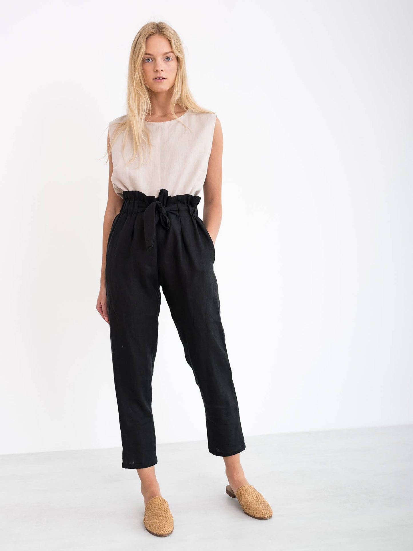 Love and Confuse - Noah Paper Bag Linen Pants: Navy Blue / M