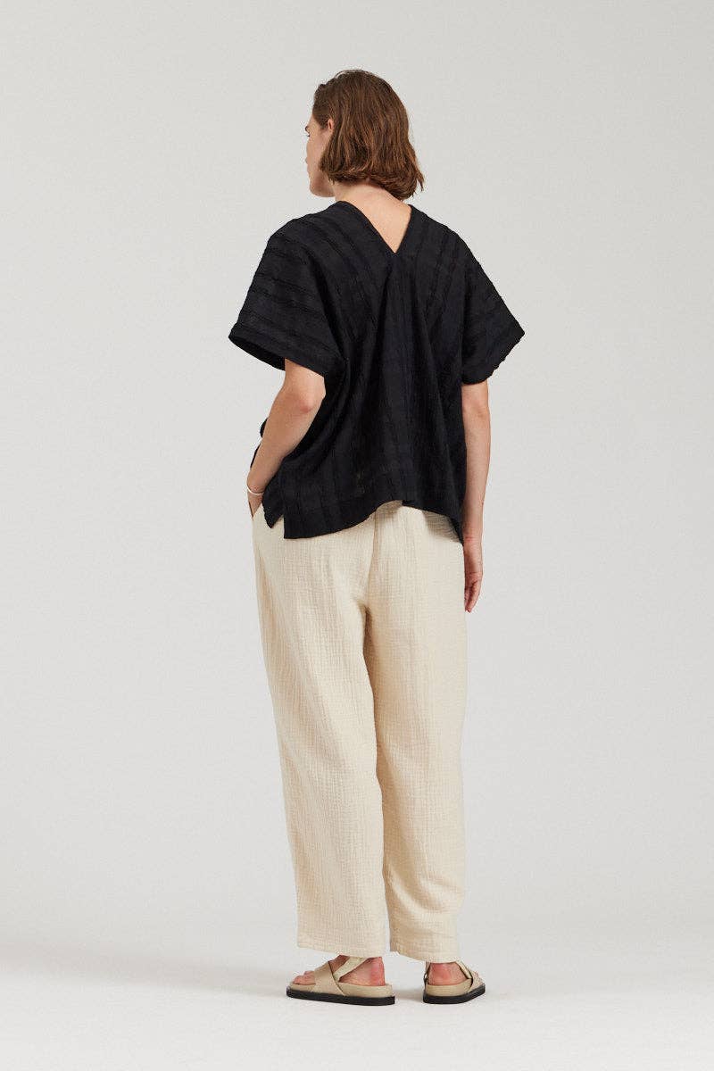 there. elsewhere - Boxy Textured Blouse: Black / Small