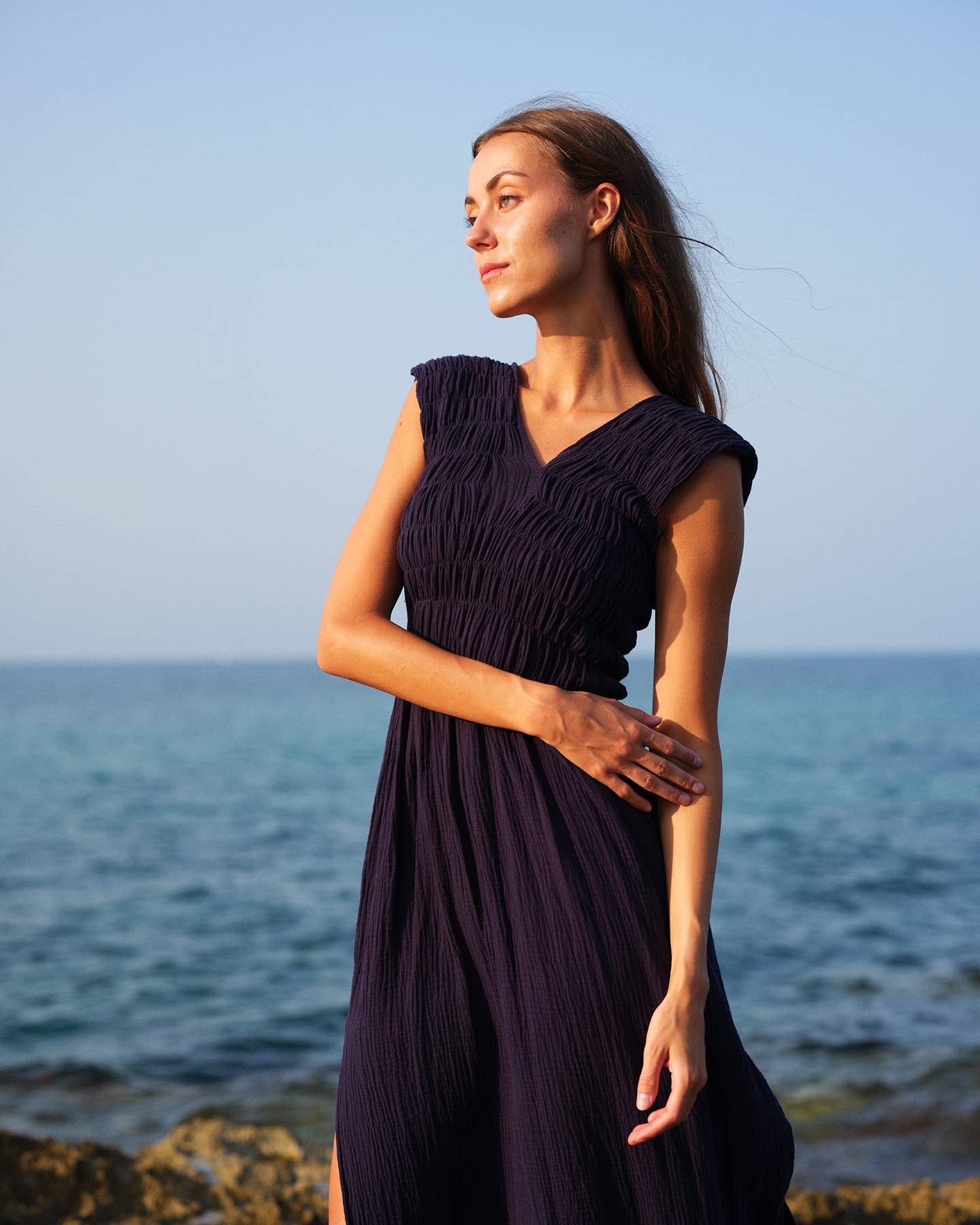 CECILIA SÖRENSEN - 736 ALBAZER Gathered V-neck dress in beige organic cotton : Khaki