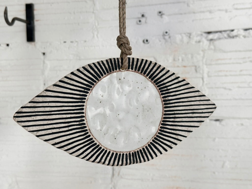 MQuan New Eye Ceramic Ornament Sculpture