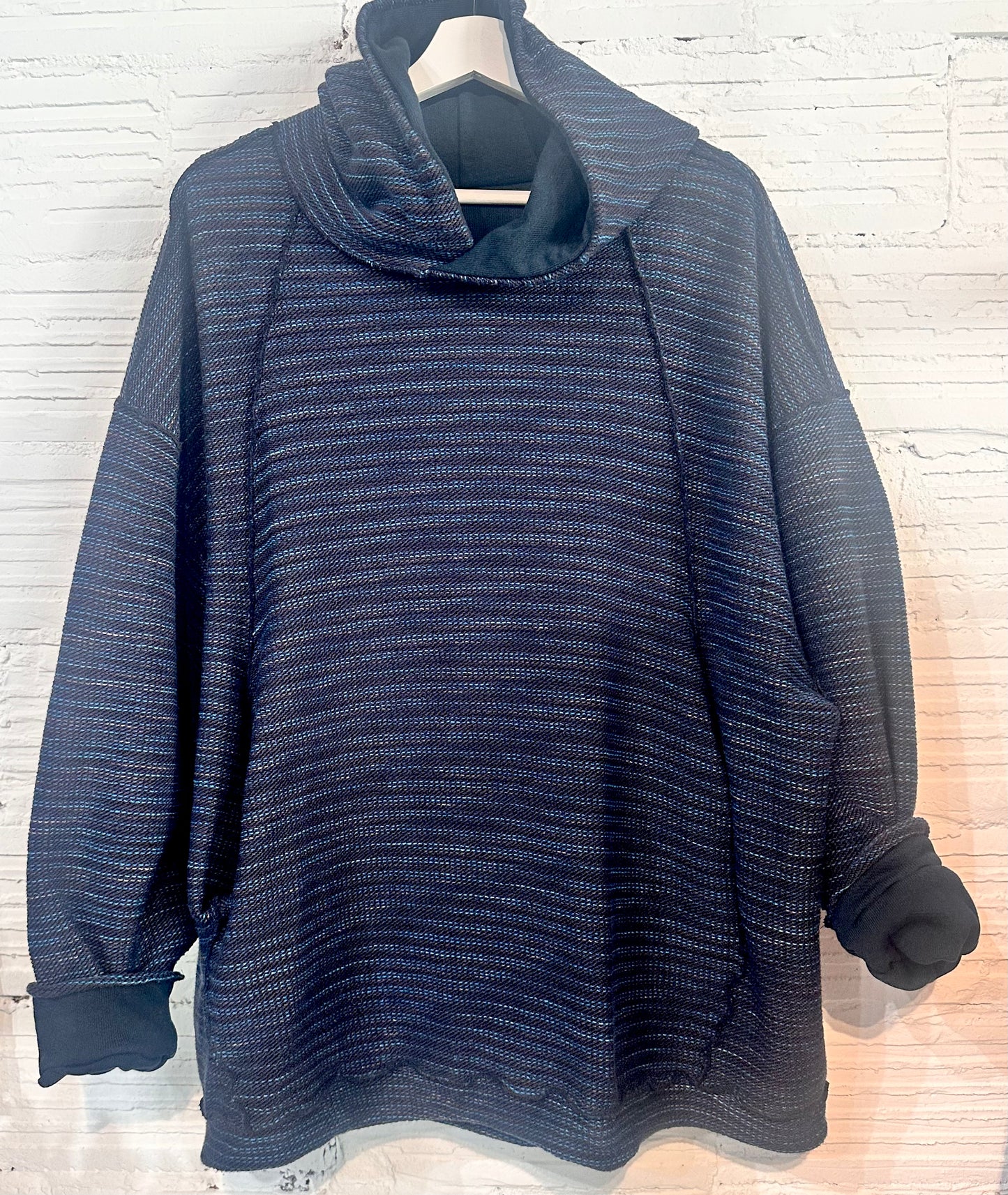 Tamaki Niime Dub Dub Pocket reversible hoodie in organic cotton from Japan