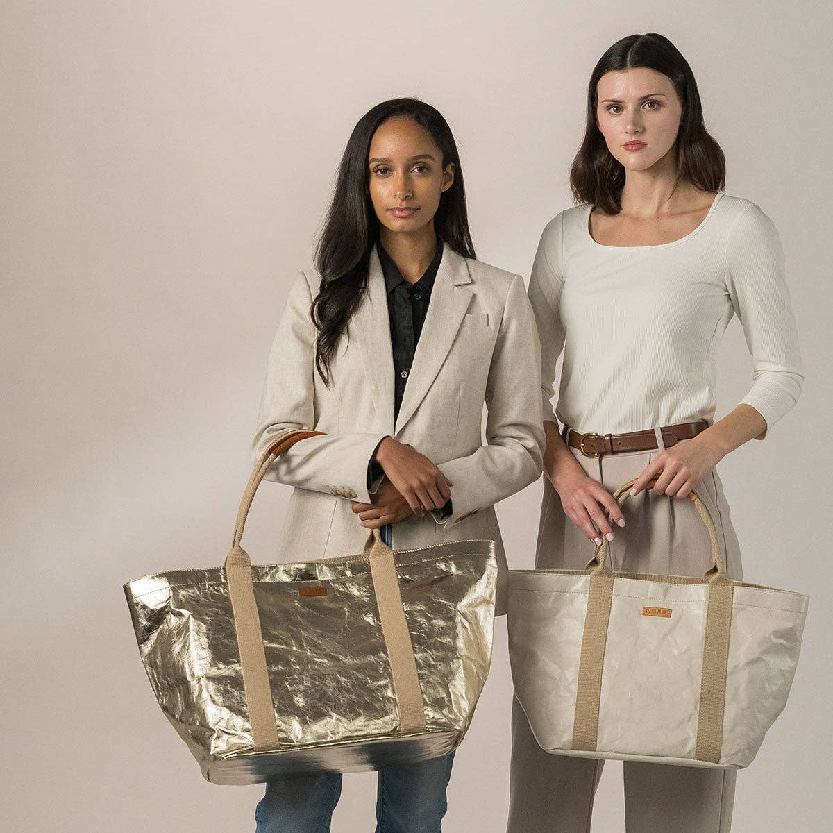 Uashmama - GIULIA CARRYALL TOTE BAG: Silver / XSmall