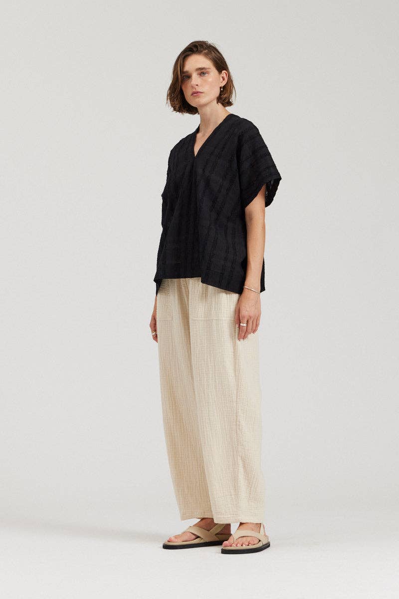 there. elsewhere - Boxy Textured Blouse: Black / Small