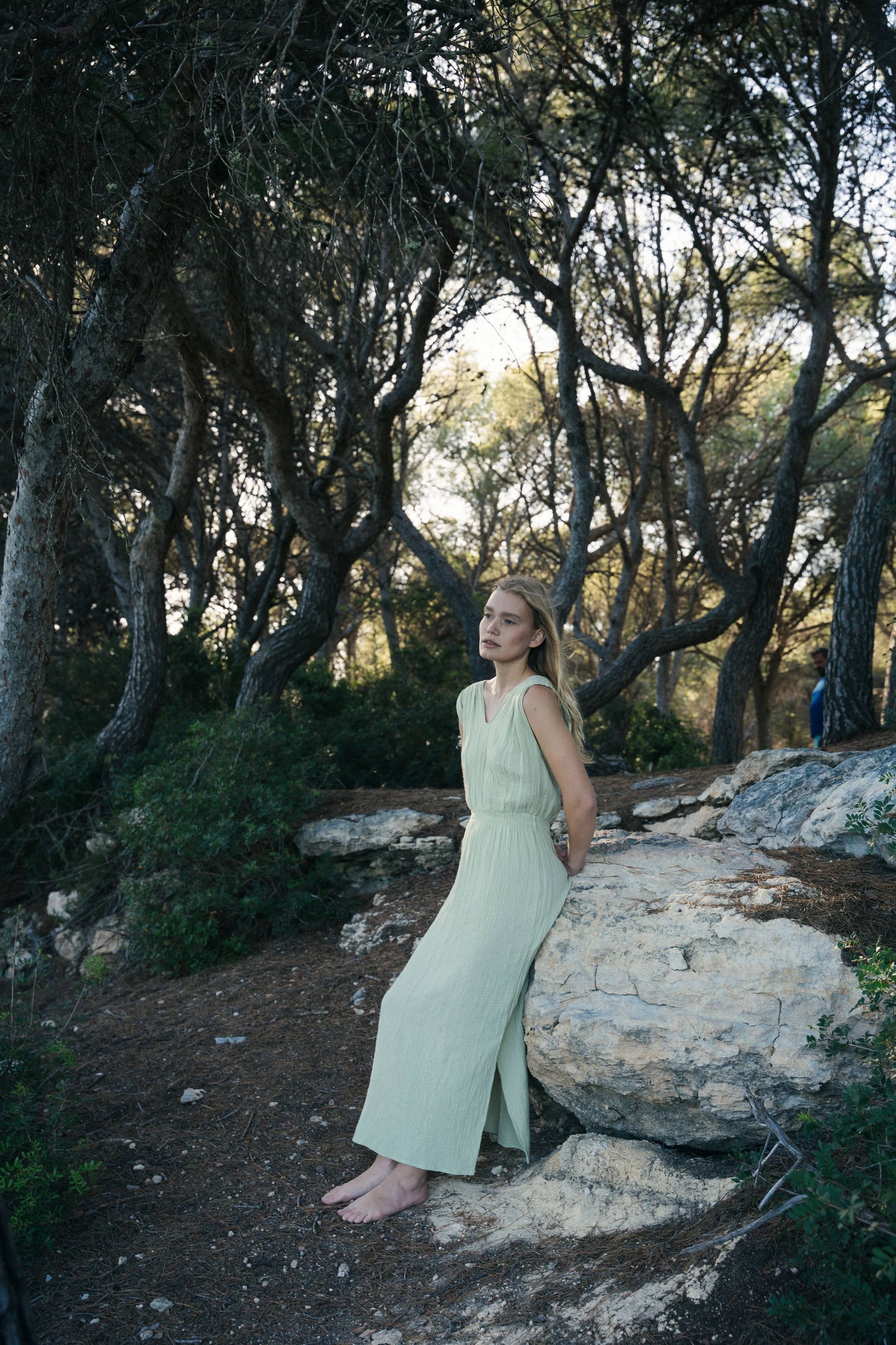 V Gathered greek dress in soft, organic, cotton: Navy blue