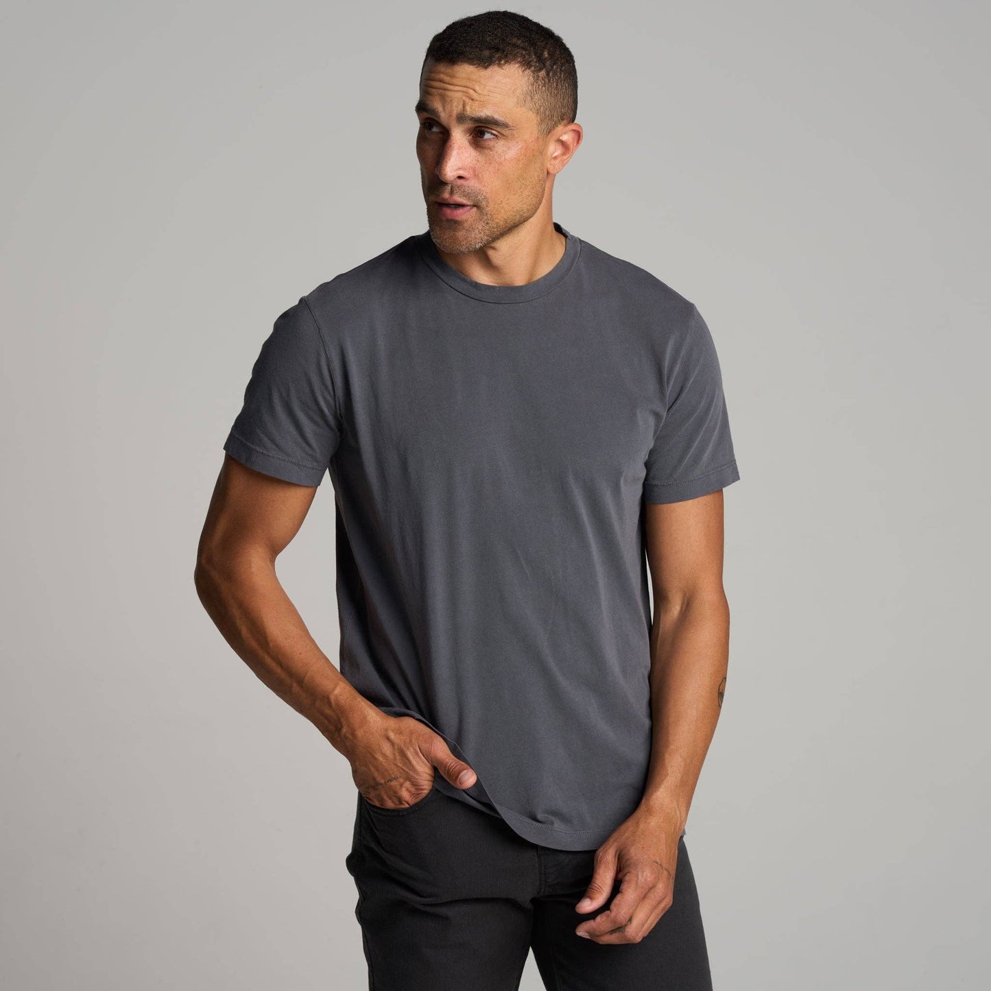 Rowan - Asher Standard Tee: Basalt / M / MKTP0002