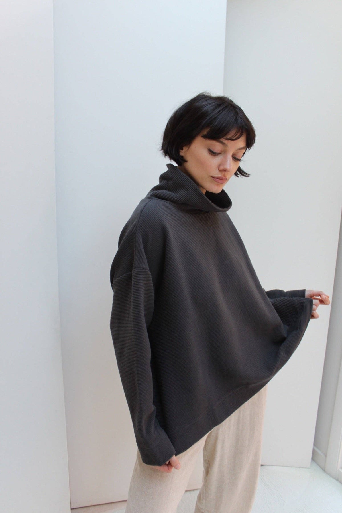 Mia Rippled Cotton Pullover - Cream and Faded Black