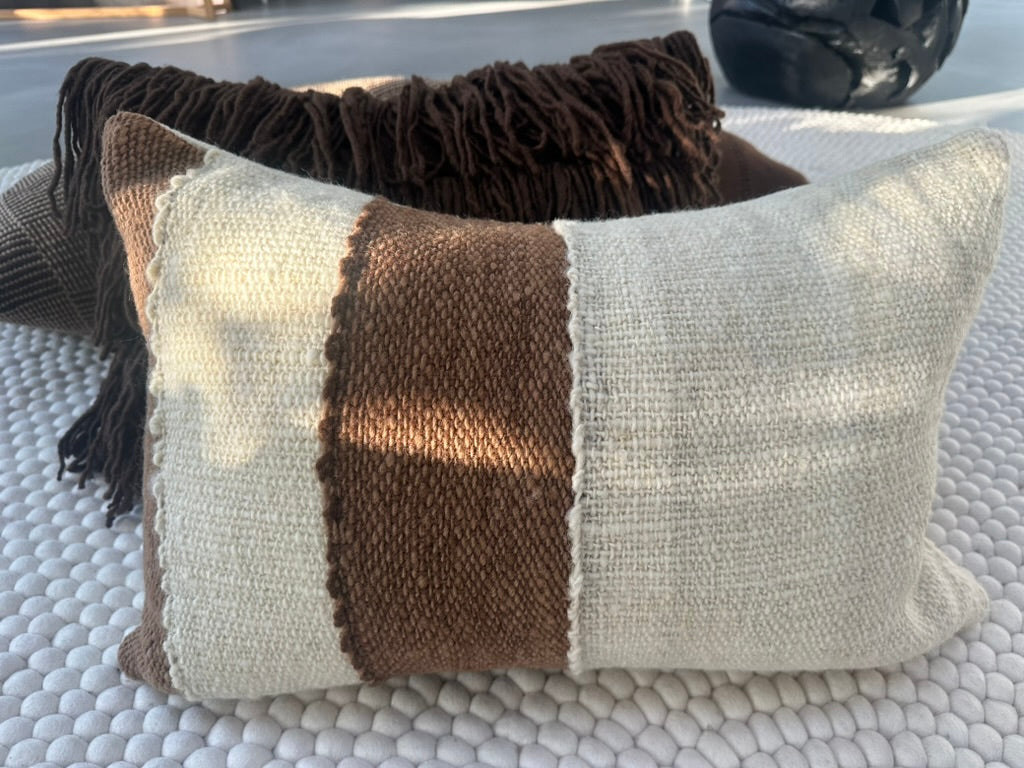 Lazo Vertical Stripe 16'' x 24'' Woolen Pillow from Chile