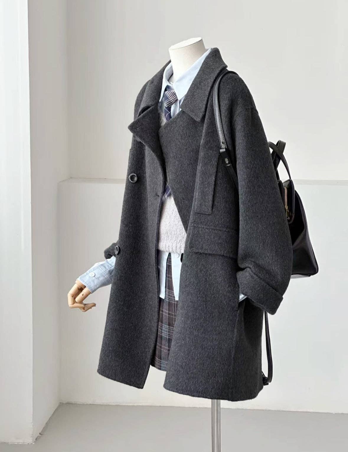 Loom & Line - Merrin Mid-length Wool Coat - 5 Colors: Navy / One size