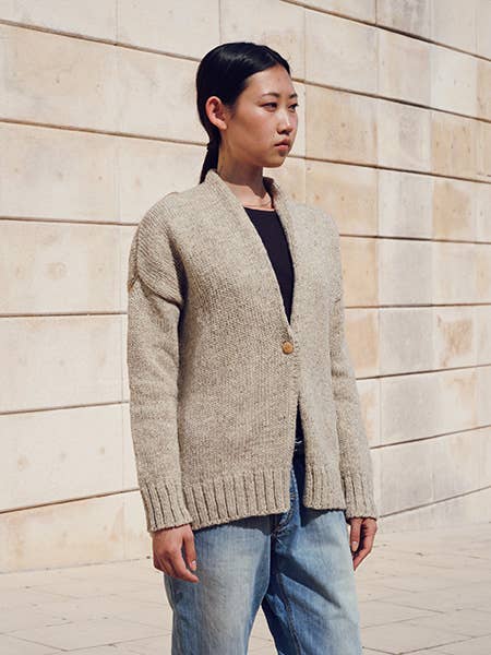 CECILIA SÖRENSEN - 900 CARDIGAN - Artisan Undyed Wool Spain: Natural white / M/L
