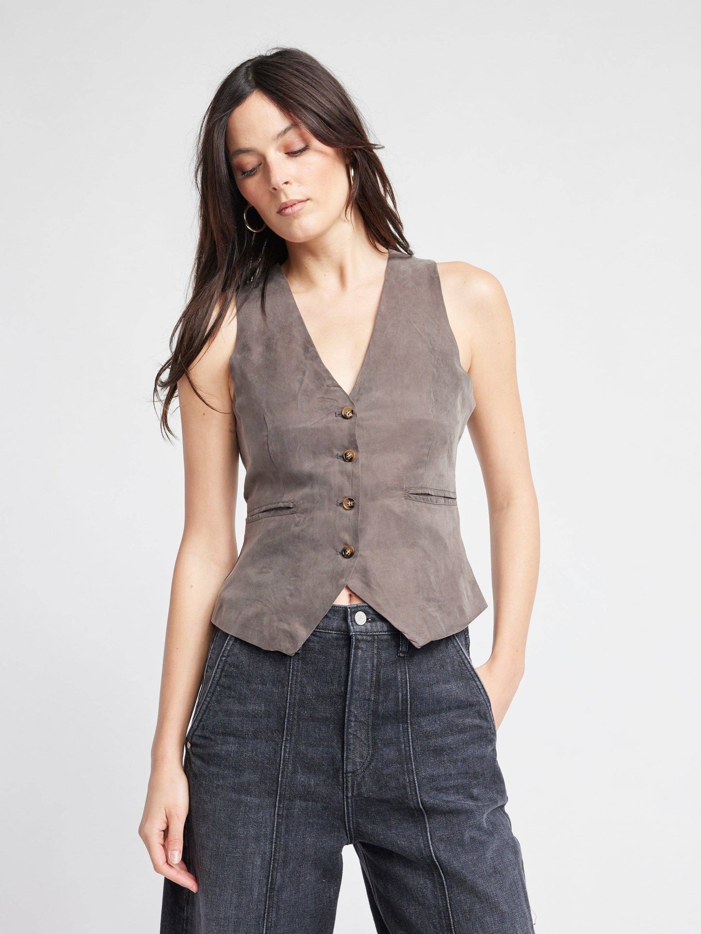 Self Contrast - Alena Vest: Willow / M