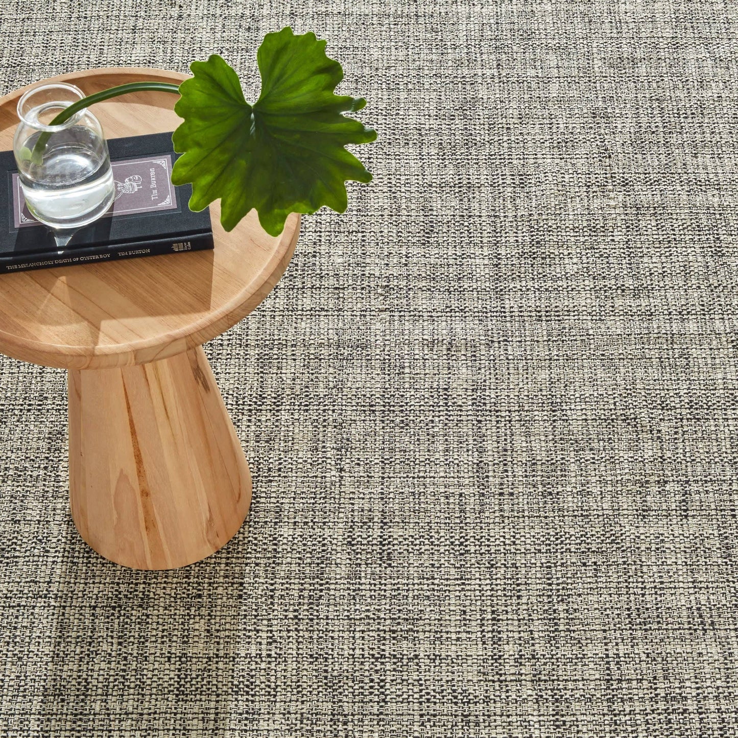 Marled Handwoven Cotton Rug | Black: 2' 6" x 8'