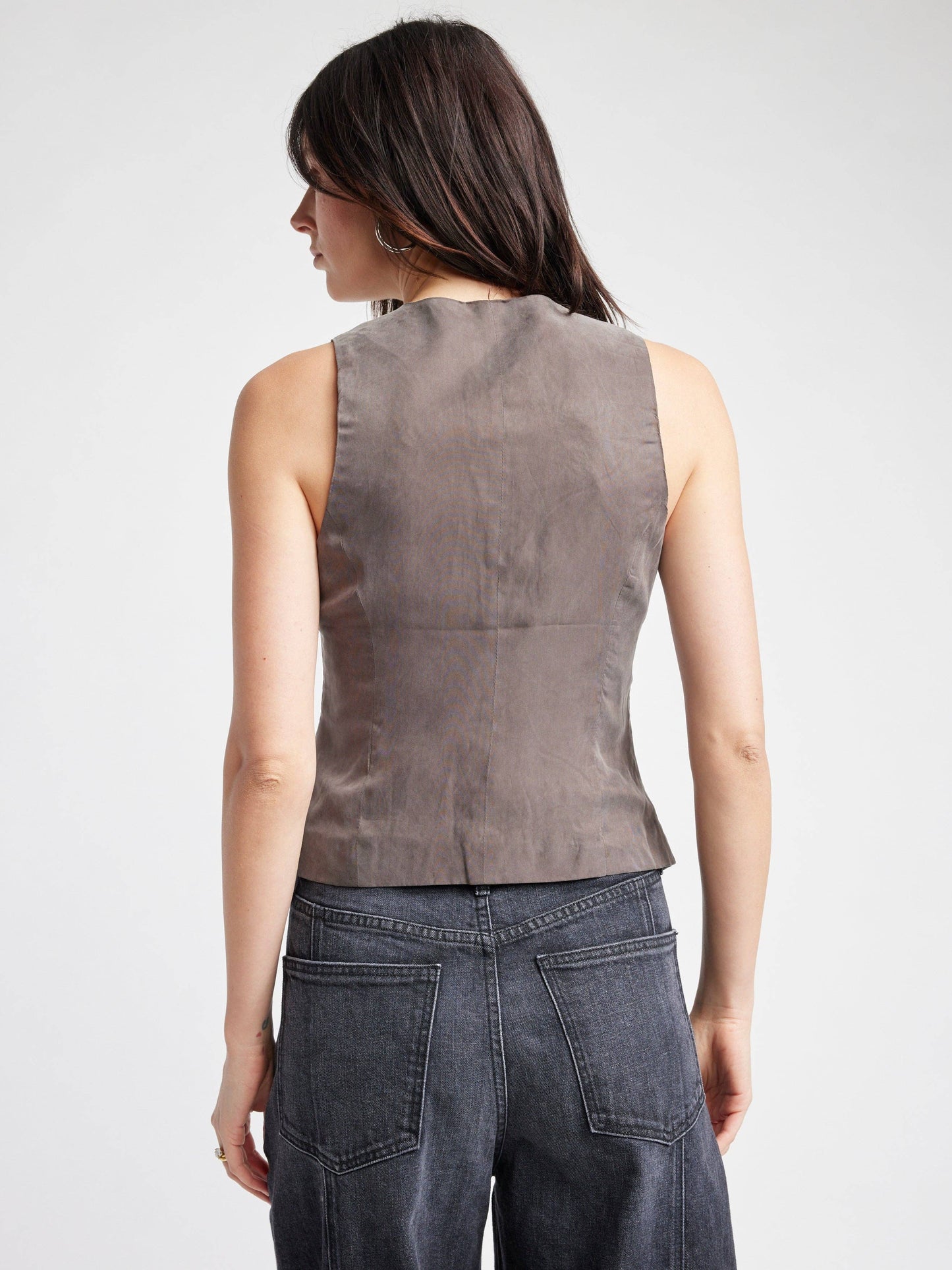 Self Contrast - Alena Vest: Willow / M