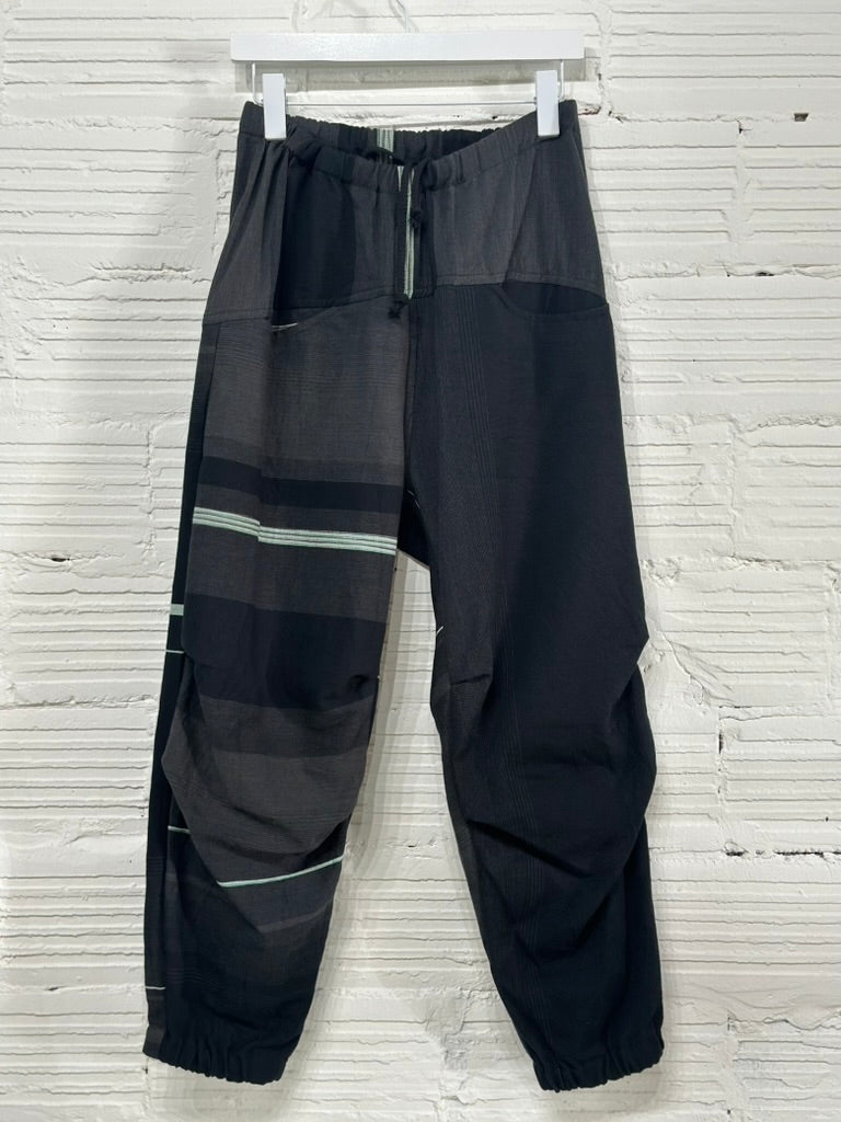 Tamaki-Niime Nica Parachute Cotton Gender Free Pant