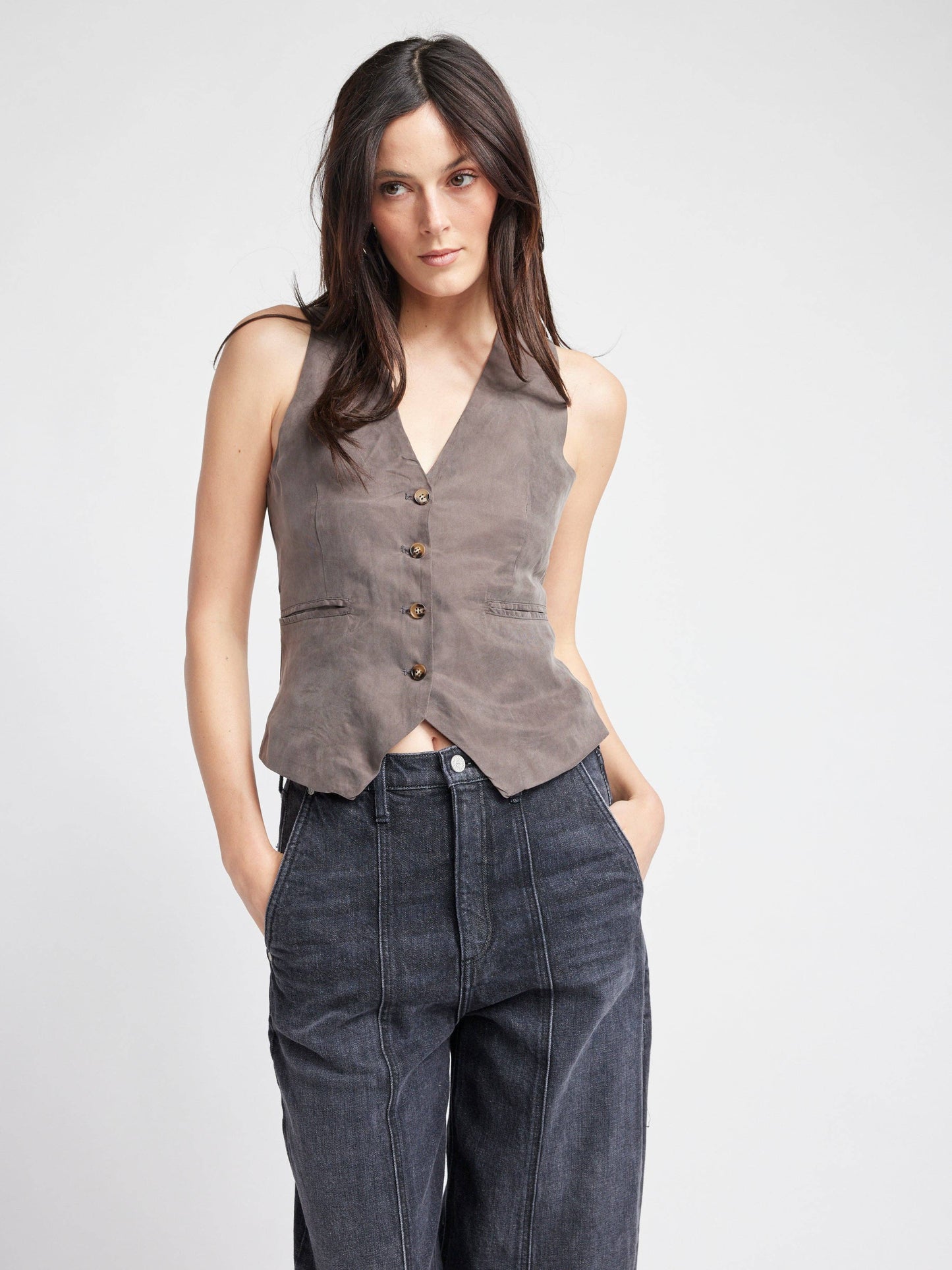 Self Contrast - Alena Vest: Willow / M