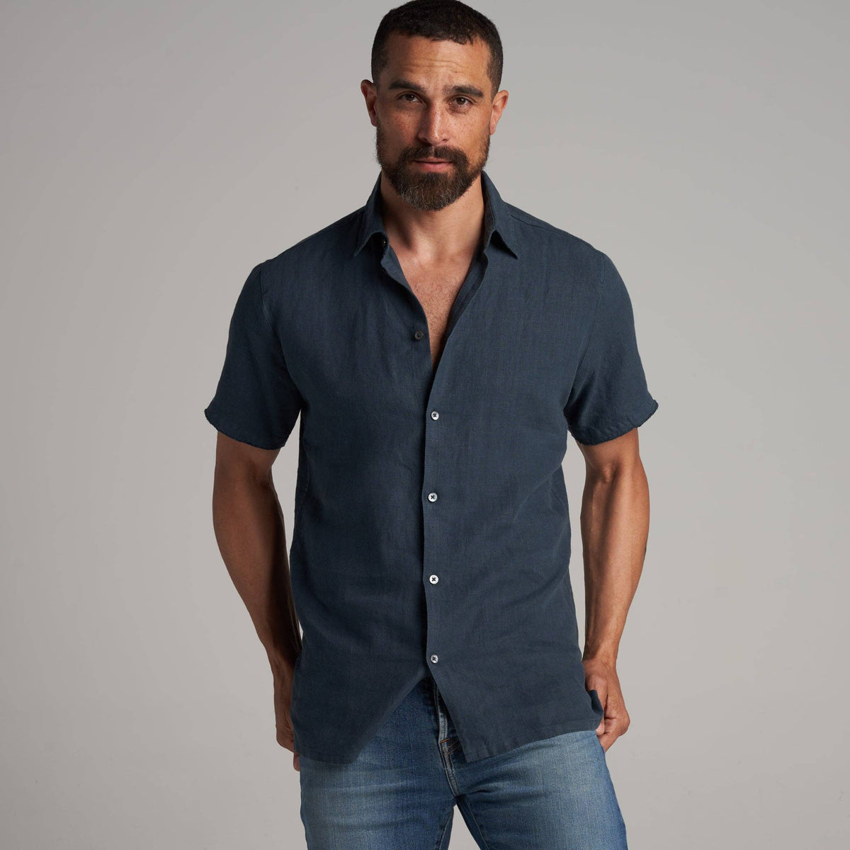 Rowan - Lyons Short Sleeve Linen Shirt: Seaport / M / MWTP0014