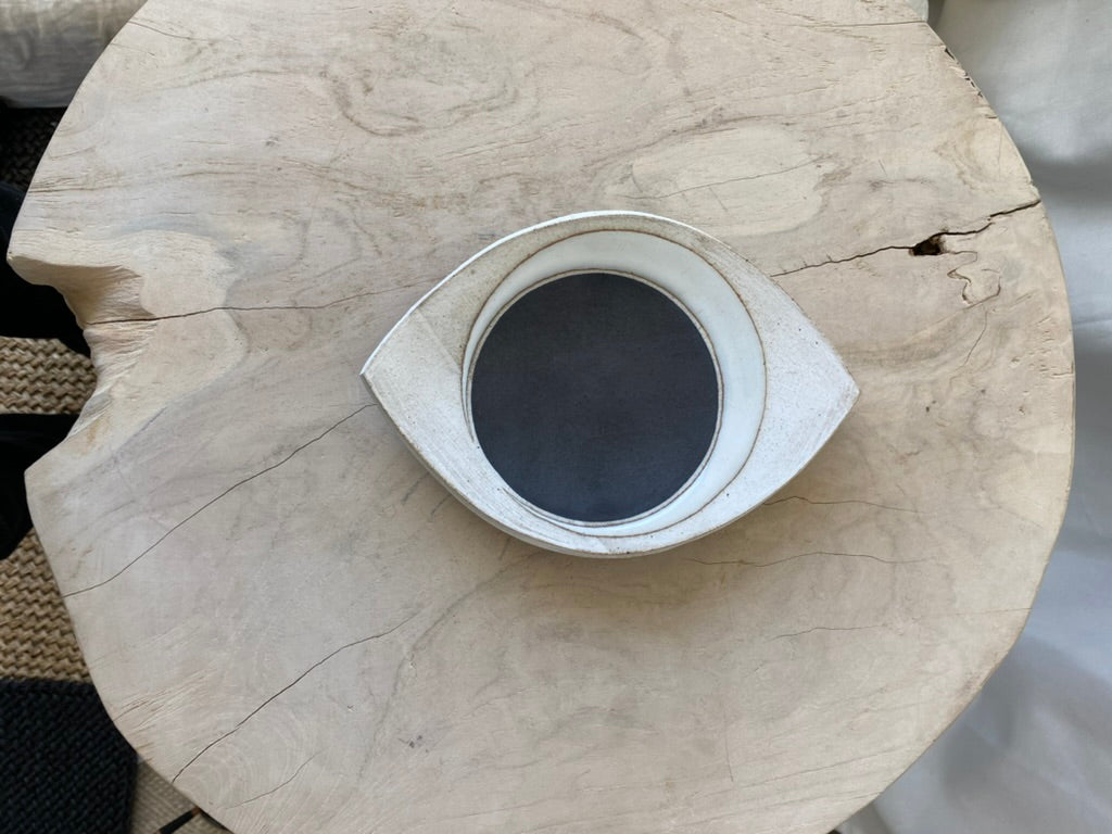 Mquan Medium Dish Eye: Crescent Indigo