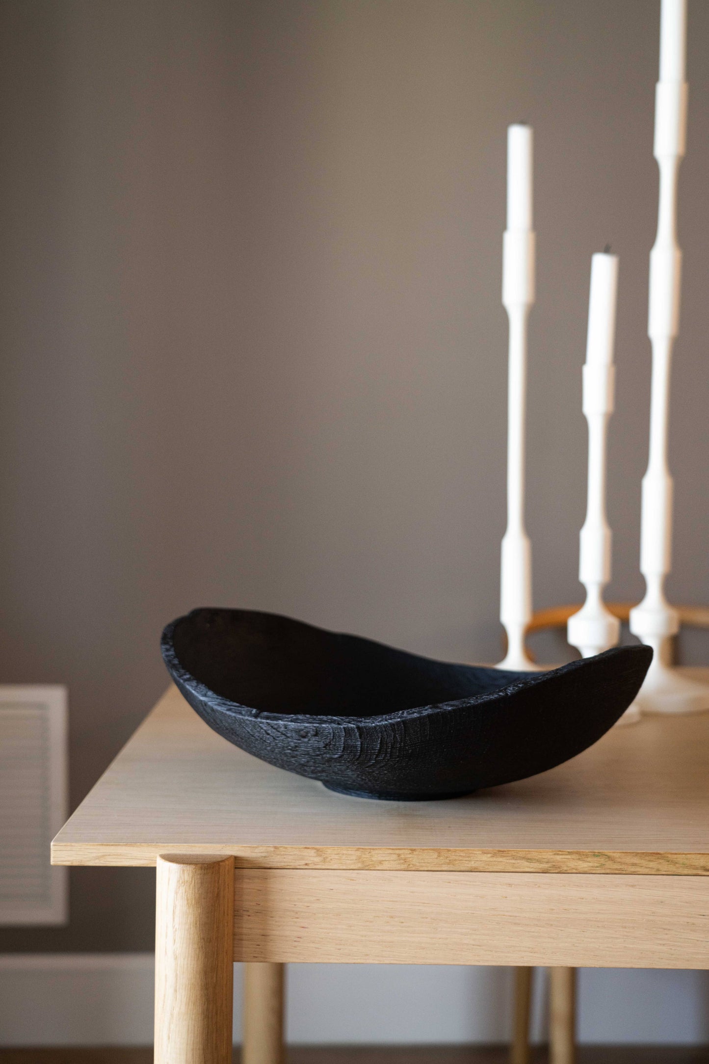 Creating Comfort Lab - Hand-Carved Shallow Boat-Shaped Wooden Fruit Bowl