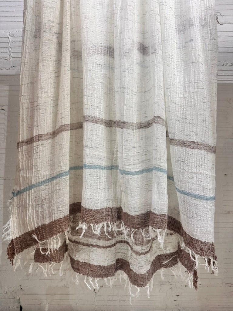 Roots Billowy shawls by Tamaki 90'' x 66''