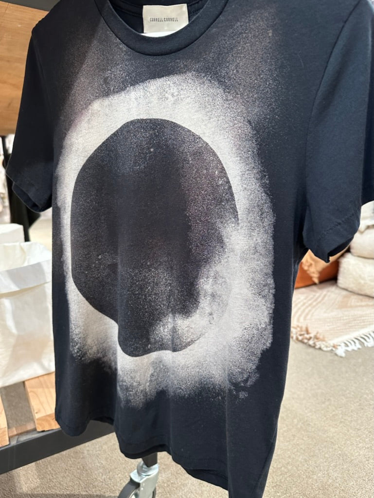 Circle Moon Tee by Daphne Correll