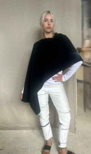 Kaha Eco-Capelet- Hand Loomed in Christchurch, New Zealand