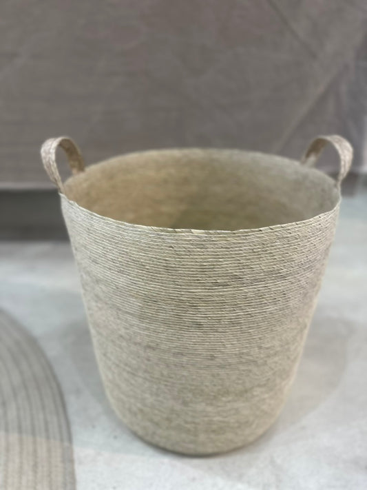 tambo large handle palm basket