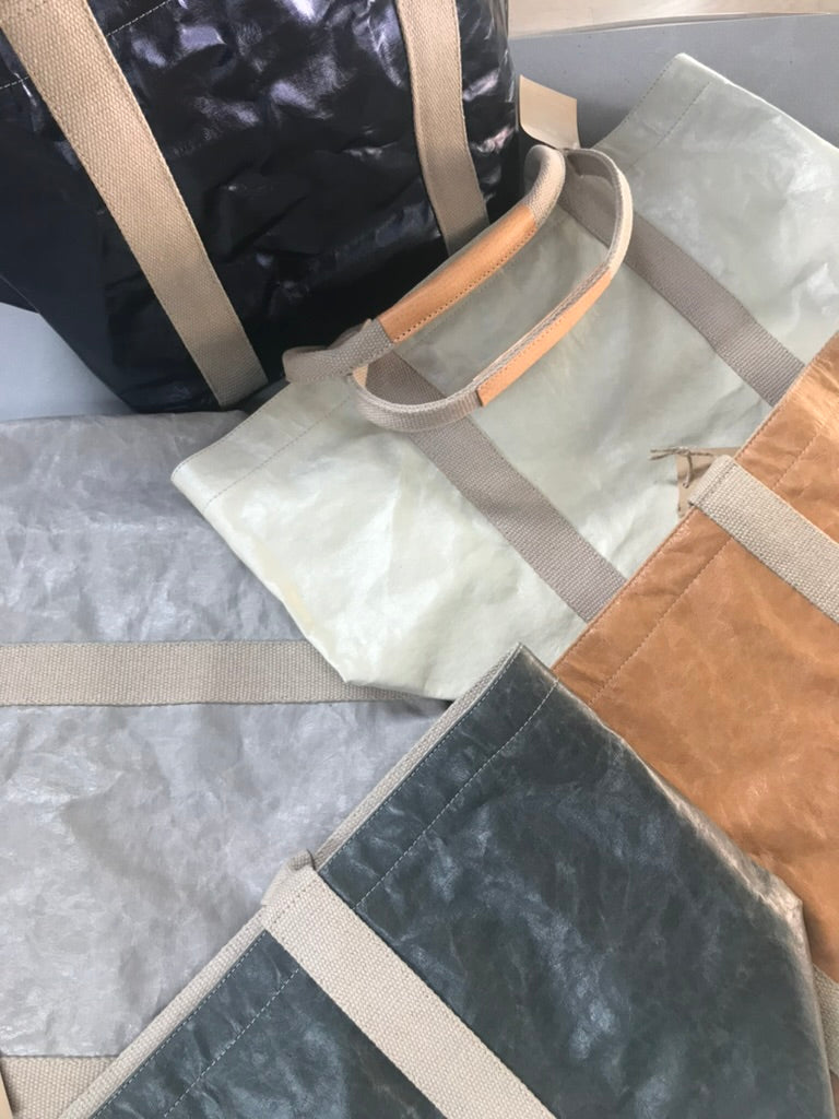 Giulia Sturdy Paper Tote in Extra Small Everyday Size