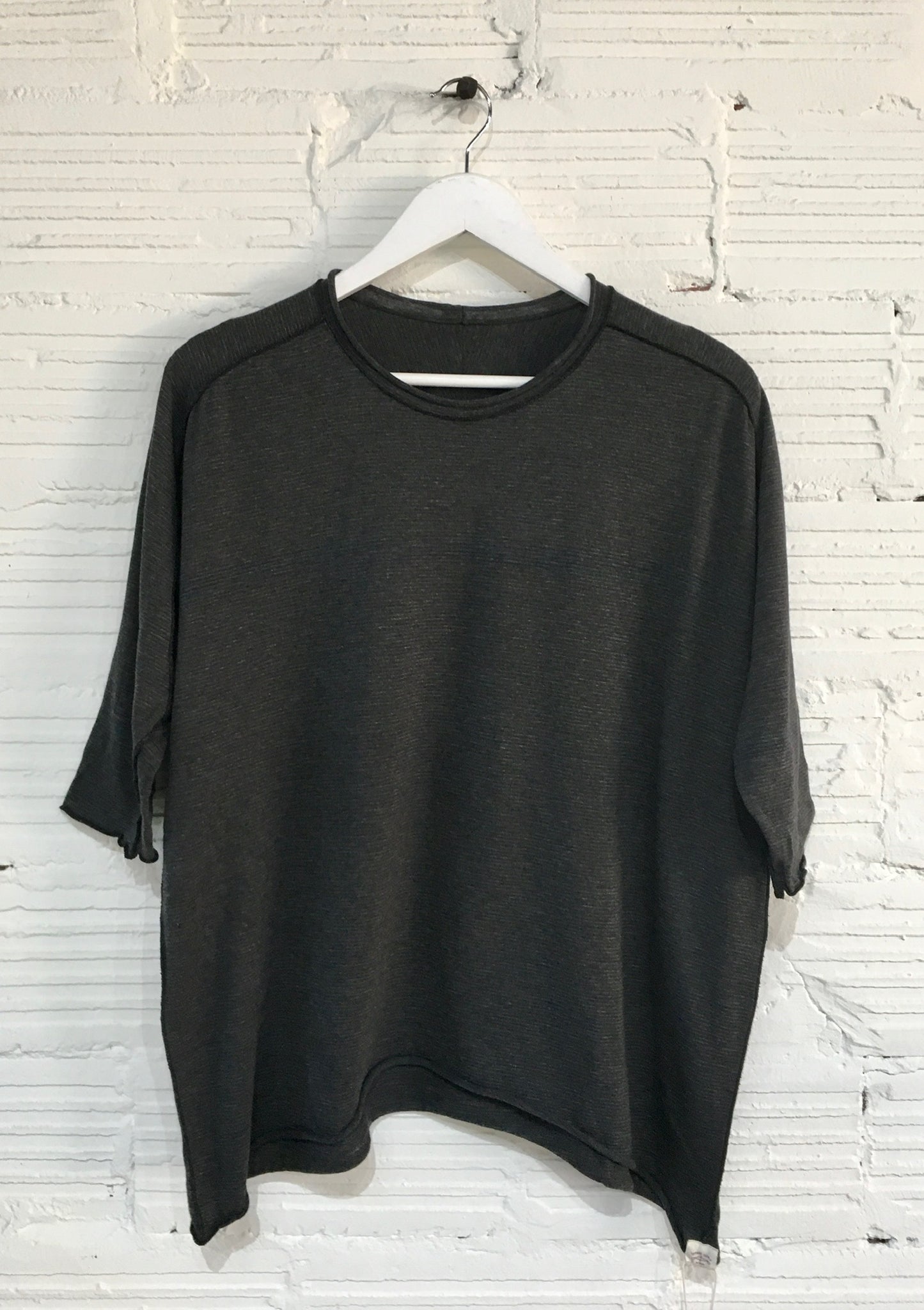 Nuime Futo Mid Sleeve Fine Organic Cotton Woven Top Gender Free by Tamaki-Niime